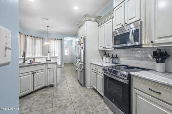 $399,000 | 1040 Emileigh Drive, Summit, MS 39666