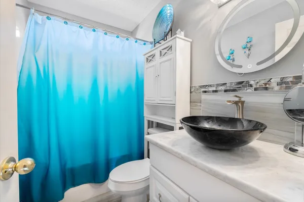 $2,300 | 7911 Pinefrost Lane, Memphis, TN 38125