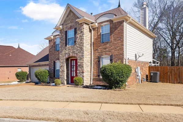 $2,300 | 7911 Pinefrost Lane, Memphis, TN 38125