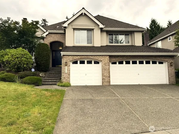 $4,900 | 5614 167th Place Southeast, Bellevue, WA 98006