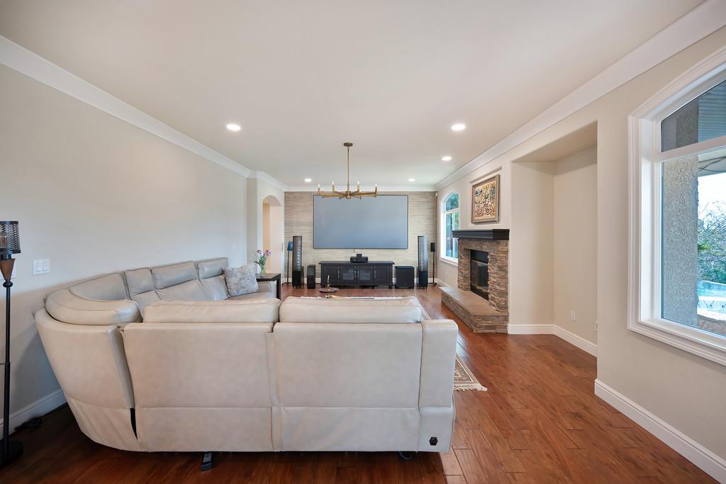 1580 Vista Ridge Way Roseville, CA 95661 - Photo 19 of 96