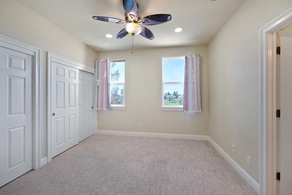 1580 Vista Ridge Way Roseville, CA 95661 - Photo 45 of 96