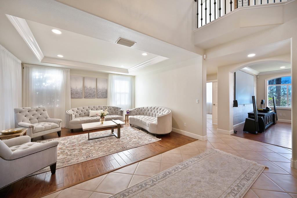 1580 Vista Ridge Way Roseville, CA 95661 - Photo 5 of 96