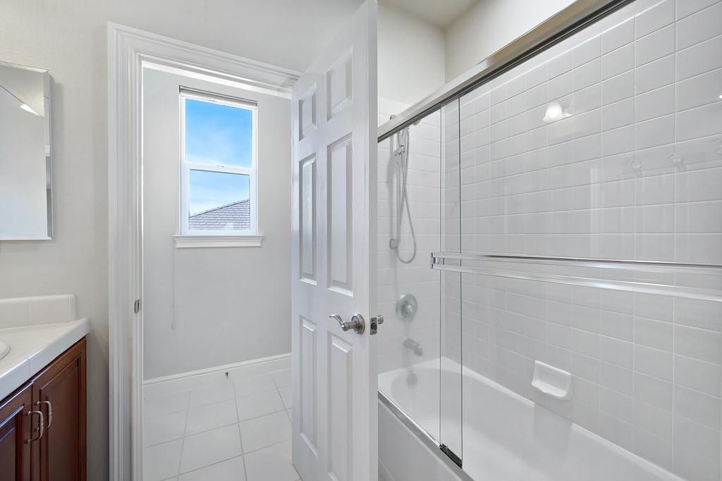 1580 Vista Ridge Way Roseville, CA 95661 - Photo 66 of 96