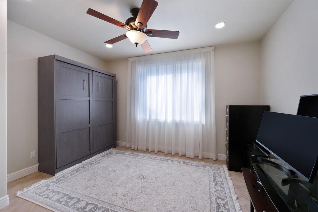 1580 Vista Ridge Way Roseville, CA 95661 - Photo 69 of 96