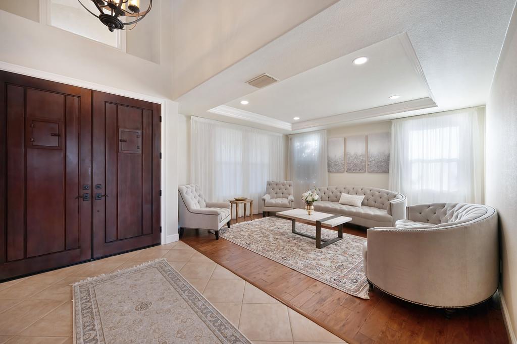 1580 Vista Ridge Way Roseville, CA 95661 - Photo 7 of 96