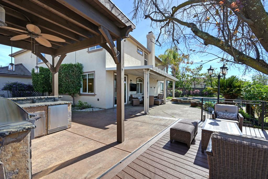 1580 Vista Ridge Way Roseville, CA 95661 - Photo 81 of 96