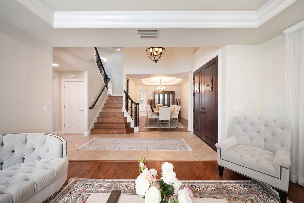 1580 Vista Ridge Way Roseville, CA 95661 - Photo 9 of 96