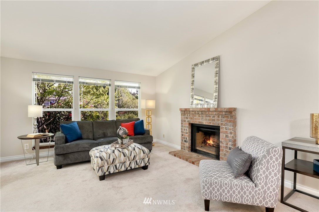 1614 243rd Place Southeast Bothell, WA 98021 - Photo 3 of 25