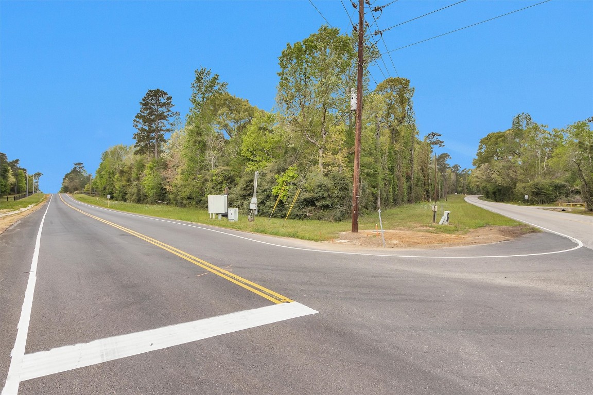 Tbd County Line Road Willis, TX 77378 - Photo 8 of 9 a view of a tennis court