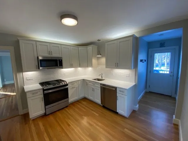 $2,500 | 58 Malvern Street, Unit 1, Melrose, MA 02176