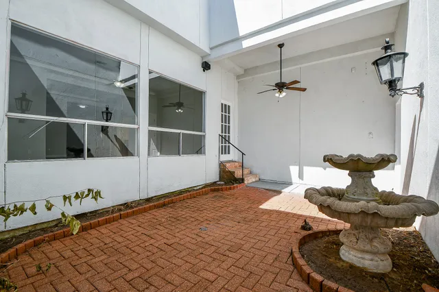 $370,000 | 606 North Eldridge Parkway, Unit 3, Houston, TX 77079