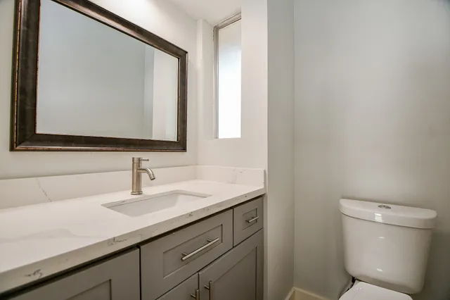 $370,000 | 606 North Eldridge Parkway, Unit 3, Houston, TX 77079