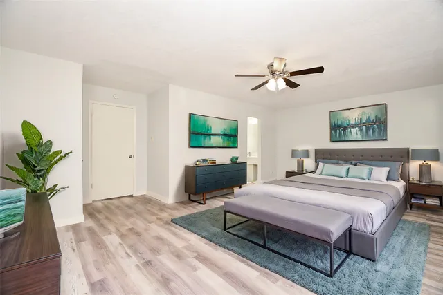 $370,000 | 606 North Eldridge Parkway, Unit 3, Houston, TX 77079