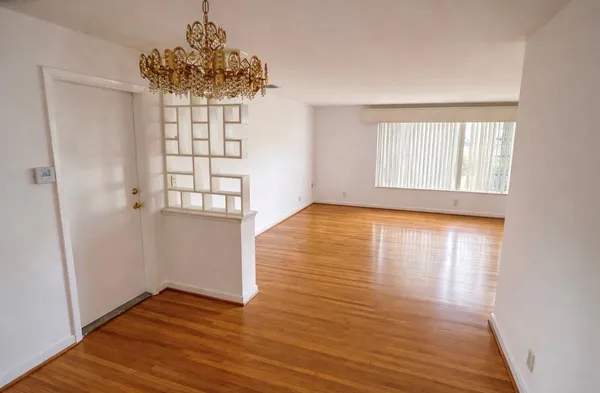 $4,500 | 2970 Griffin Road, Fort Lauderdale, FL 33312