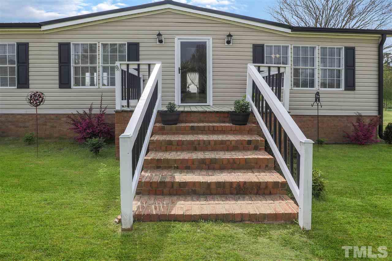 3091 Boykin Bridge Road Clinton, NC 28328 - Photo 3 of 30