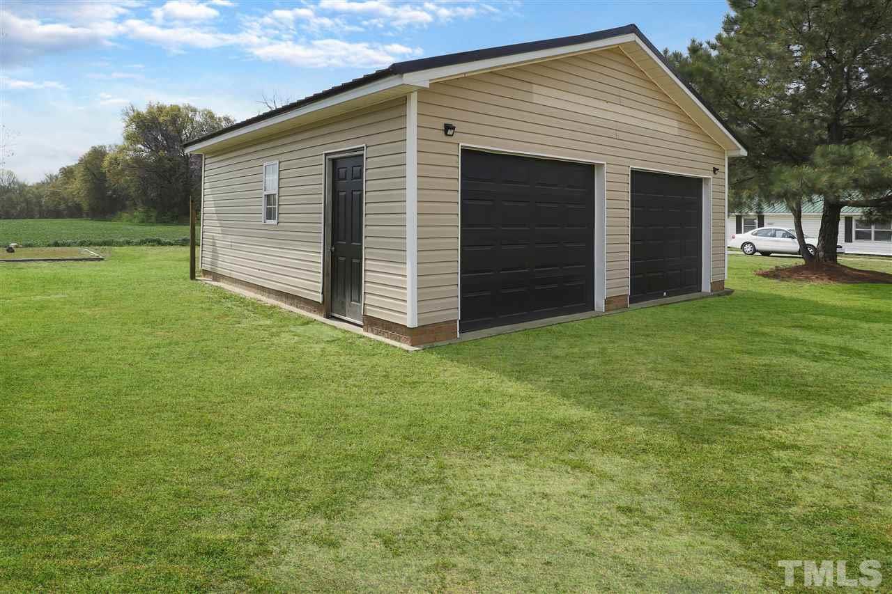 3091 Boykin Bridge Road Clinton, NC 28328 - Photo 10 of 30