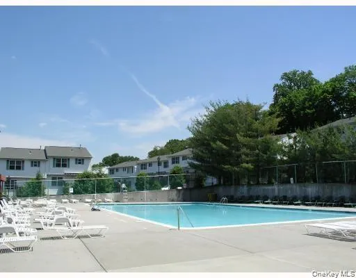 $3,000 | 66 Bon Aire Circle, Unit P7, Suffern, NY 10901