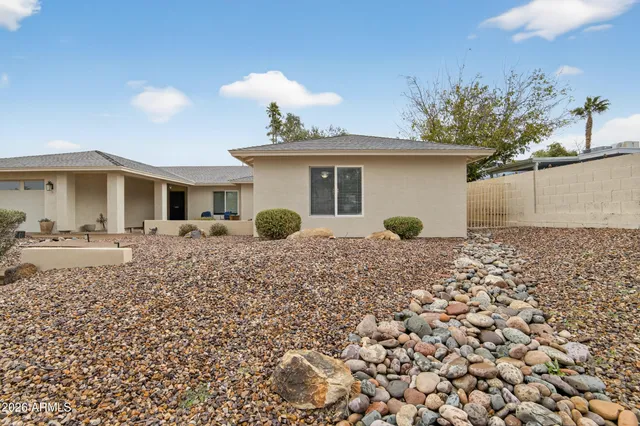 $1,800 | 1128 East Rowlands Lane, Unit B, Phoenix, AZ 85022