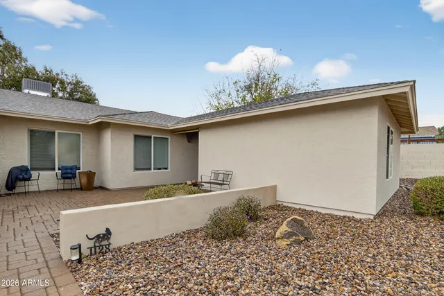 $1,800 | 1128 East Rowlands Lane, Unit B, Phoenix, AZ 85022