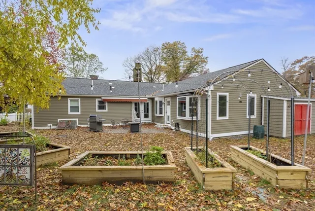 $689,900 | 10 Fuller Road, Chelmsford, MA 01824