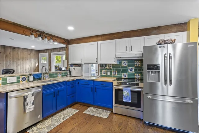 $689,900 | 10 Fuller Road, Chelmsford, MA 01824