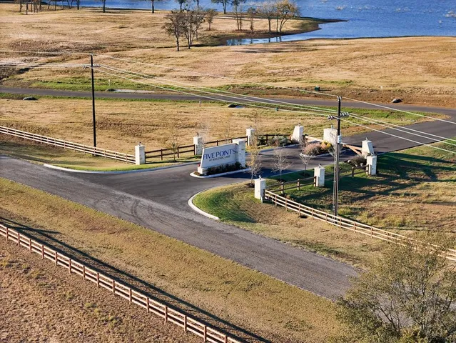 $2,899,900 | 0 Lakeshore Terrace, Windom, TX 75492