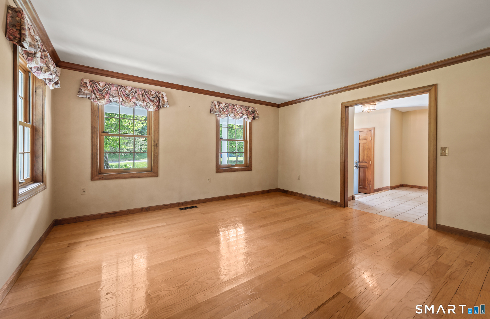16 Cedar Grove Road Southbury, CT 06488 - Photo 6 of 38 Room at front door--can be formal LR, office, playroom