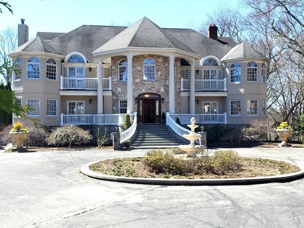 $2,999,000 | 72 Charlemont Street, Newton, MA 02461