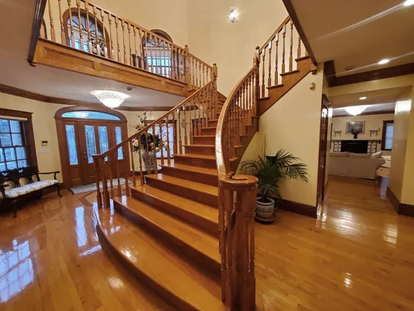 $2,999,000 | 72 Charlemont Street, Newton, MA 02461