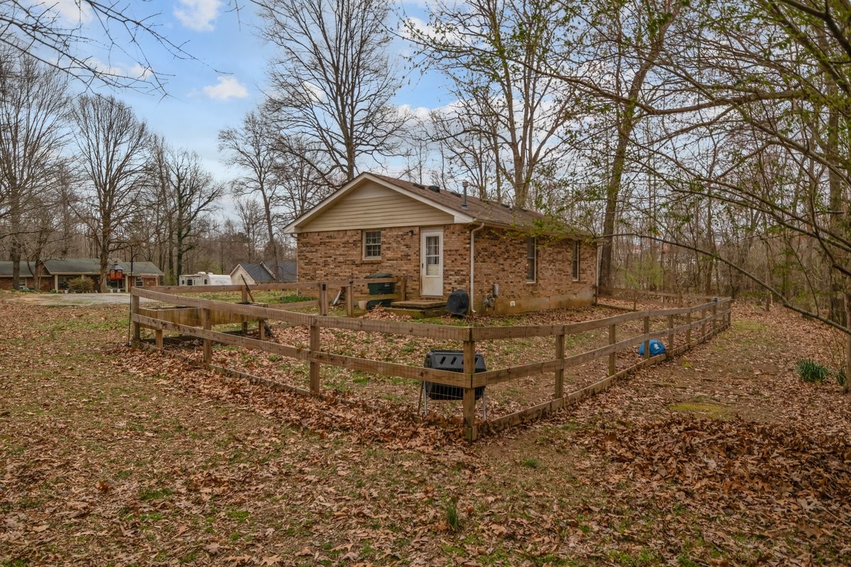 109 Robin Hood Road Dickson, TN 37055 - Photo 28 of 38 Gallery Image 28