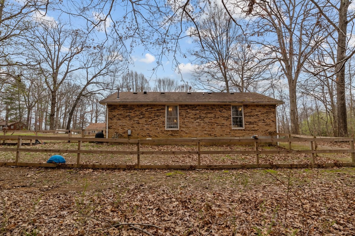 109 Robin Hood Road Dickson, TN 37055 - Photo 33 of 38 Gallery Image 33