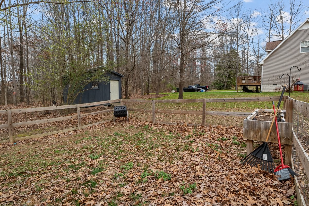 109 Robin Hood Road Dickson, TN 37055 - Photo 34 of 38 Gallery Image 34