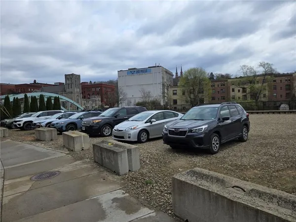 $1 | 100 Seneca Street, Oil City, PA 16301