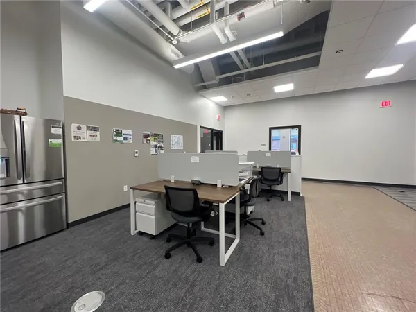 $1 | 100 Seneca Street, Oil City, PA 16301