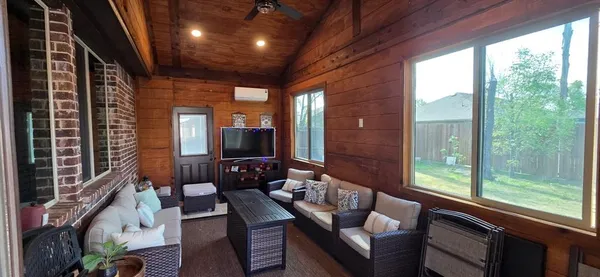 $489,000 | 570 Stanton Lane, Lavon, TX 75166