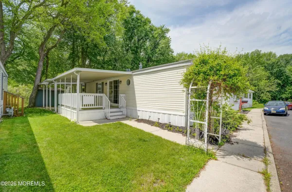$199,000 | 10 Sterling Court, East Windsor, NJ 08520
