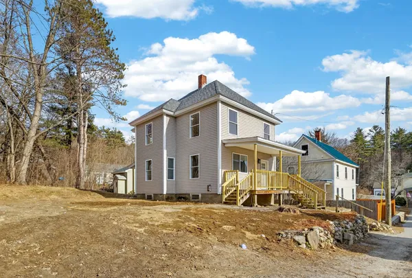 $275,000 | 52 Church Street, Newport, NH 03773
