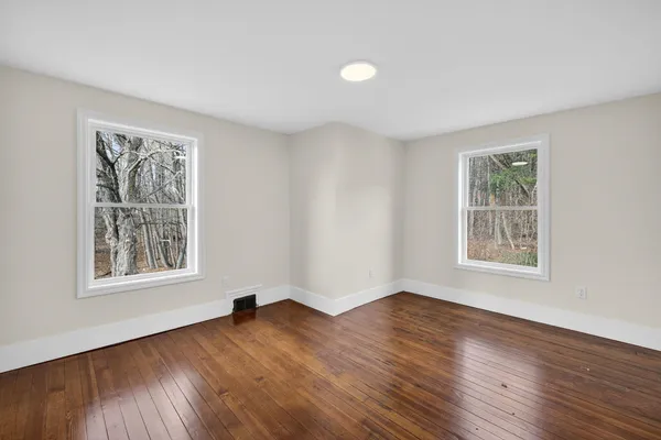 $275,000 | 52 Church Street, Newport, NH 03773