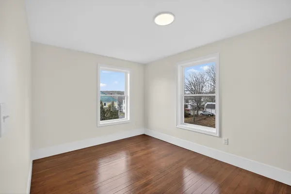 $275,000 | 52 Church Street, Newport, NH 03773