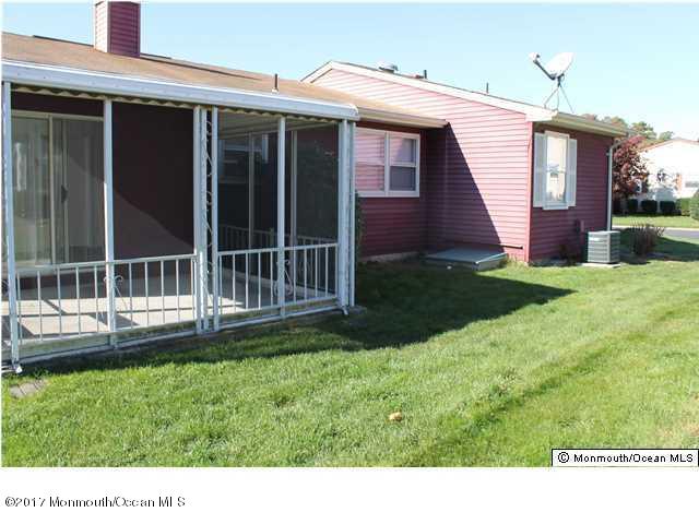 37 Augusta Road Whiting, NJ 08759 - Photo 3 of 16 20141008235949746852000000-o