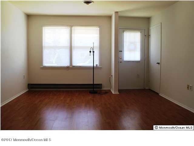 37 Augusta Road Whiting, NJ 08759 - Photo 4 of 16 20141008235947541770000000-o