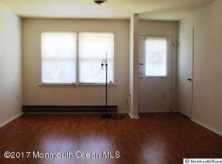 37 Augusta Road Whiting, NJ 08759 - Photo 5 of 16 IShjerziz1m8i40000000000 (1)