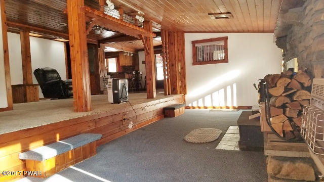 1343 Millcreek Road Newfoundland, PA 18445 - Photo 5 of 29