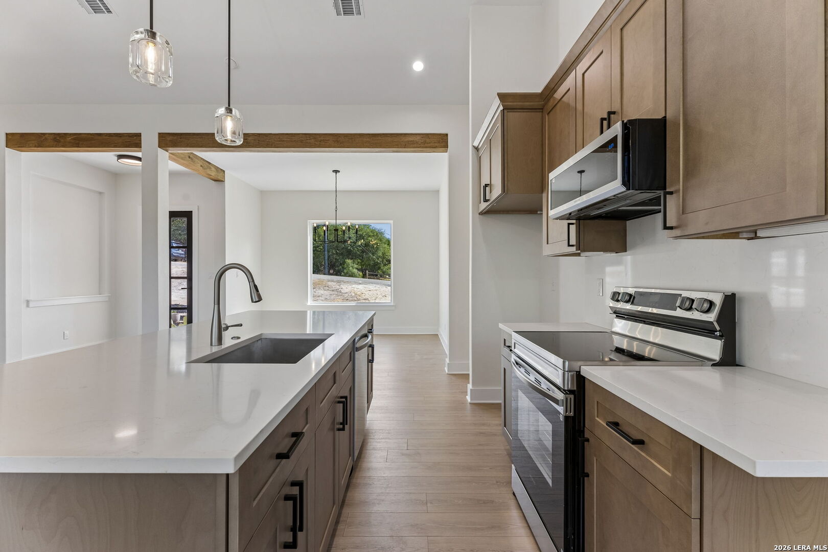265 Magnolia Meadow Spring Branch, TX 78070 - Photo 10 of 31 Gallery Image 10