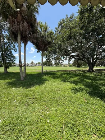 $2,100 | 9640 Oakburst Lane, Unit D10, Tamarac, FL 33321