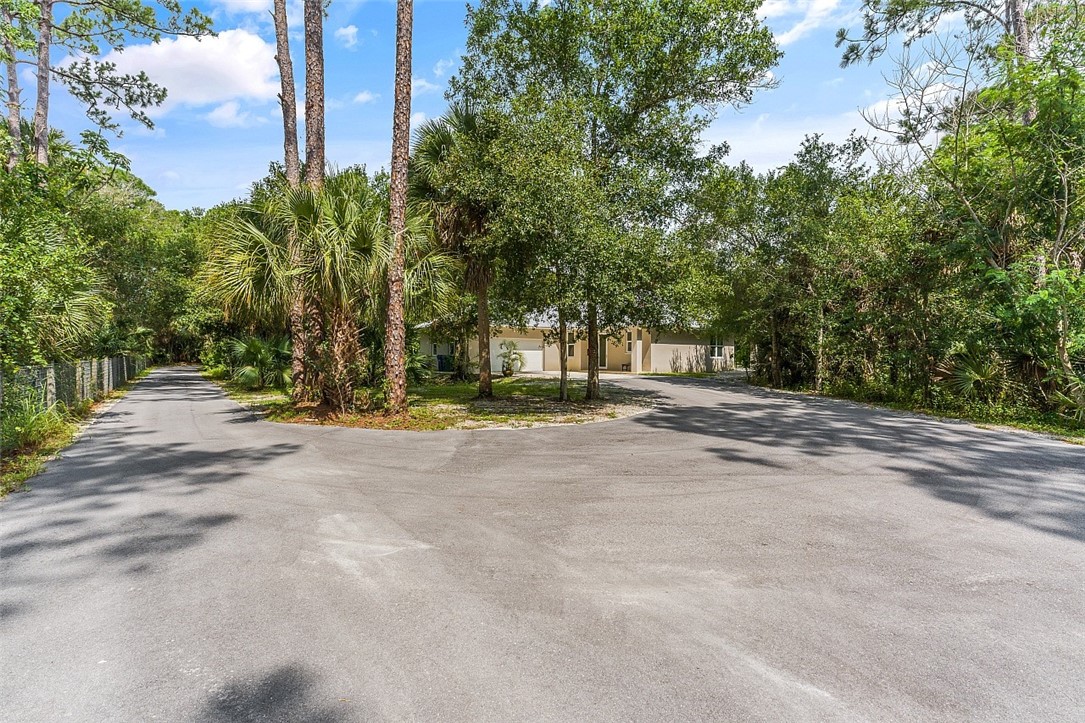 5782 Russakis Road Fort Pierce, FL 34951 - Photo 11 of 36