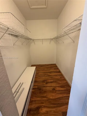 $3,200 | 20715 Northeast 10th Court, Unit 20715, Miami, FL 33179