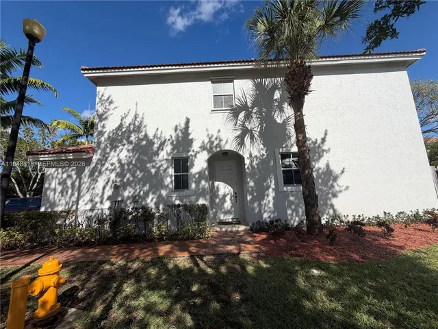 $3,200 | 20715 Northeast 10th Court, Unit 20715, Miami, FL 33179