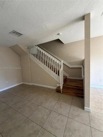 $3,200 | 20715 Northeast 10th Court, Unit 20715, Miami, FL 33179